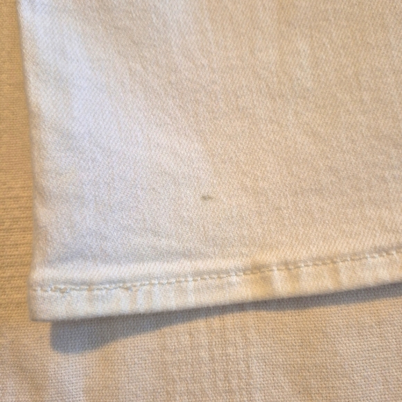 Levi's women's size 24W white classic straight mid rise white jeans, NWT - Picture 9 of 14